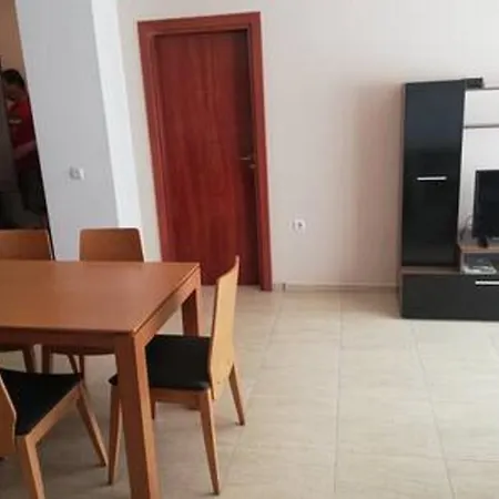Yves 2 Bed At Sun Village Sunny Not Far Away From The Sea Sunny Beach