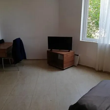 Apartment Yves 2 Bed At Sun Village Sunny Not Far Away From The Sea