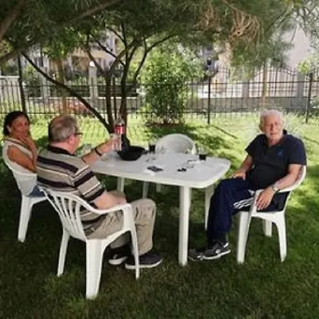 Yves 2 Bed At Sun Village Sunny Not Far Away From The Sea סאני ביץ'